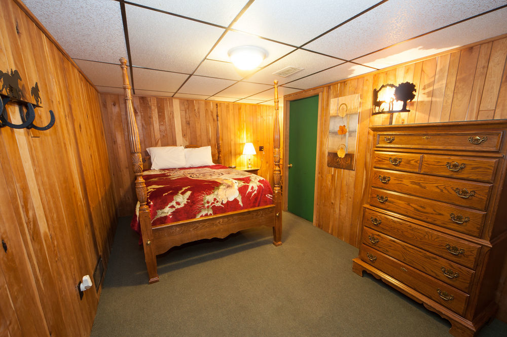 Log Cabin Lodge & Suites Jones Mills Exteriér fotografie
