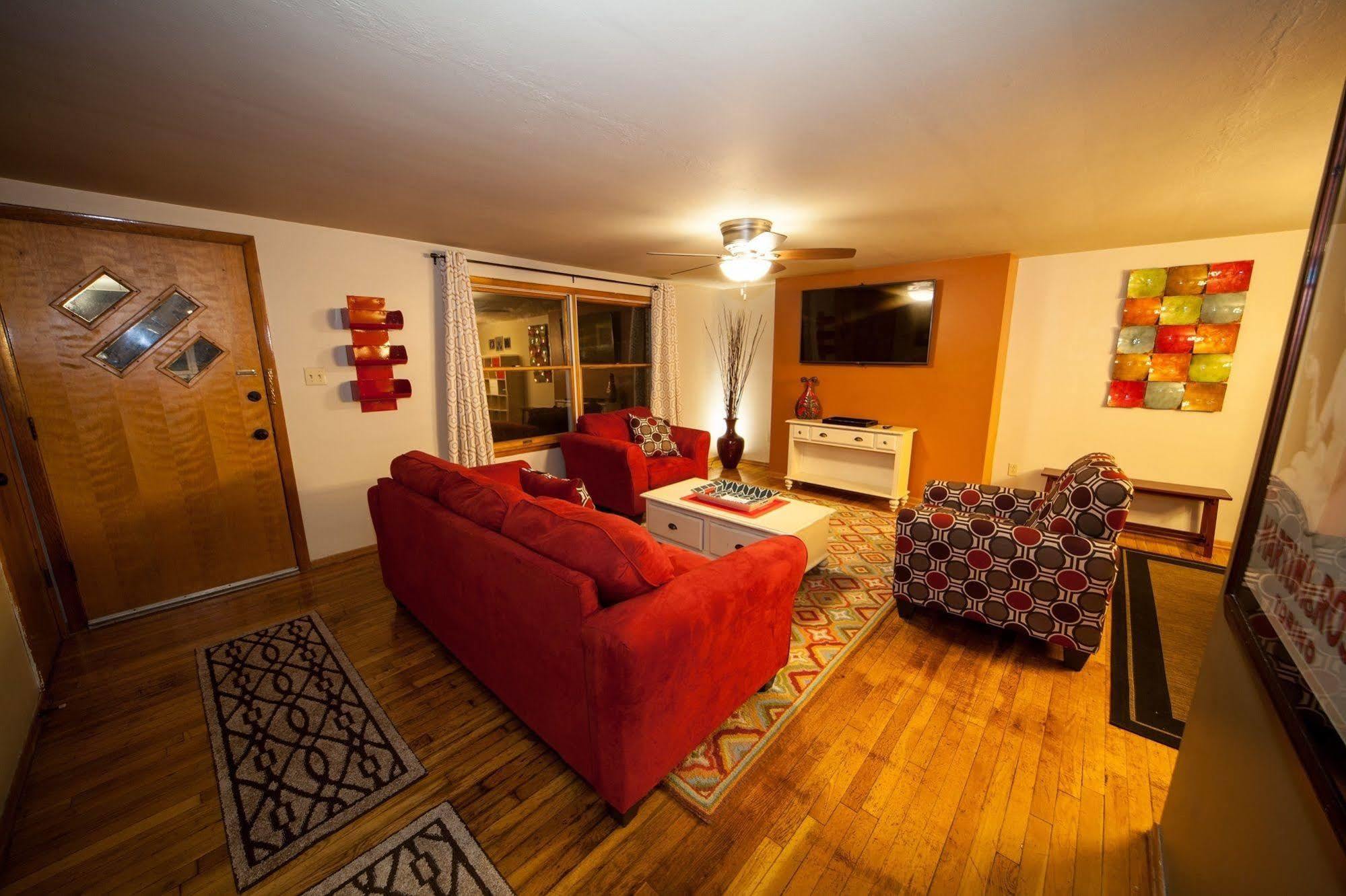 Log Cabin Lodge & Suites Jones Mills Exteriér fotografie