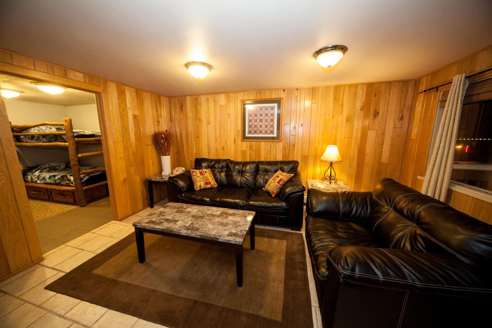 Log Cabin Lodge & Suites Jones Mills Exteriér fotografie